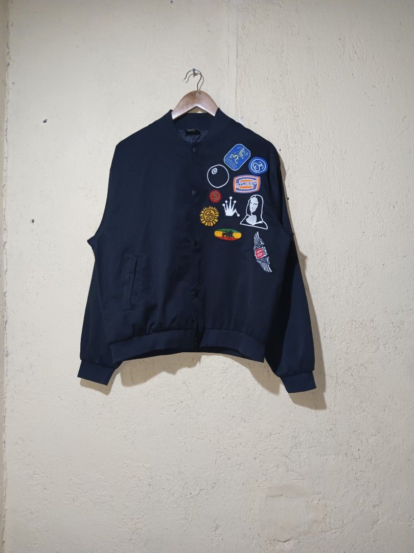 Stussy Varsity (Category: Activewear) located in San Pablo. Submitted by thriftyjd (Listing ID 1459840266, Image 1). Description: Dimes: L25 x W23.5 Condition/color rate: 9/10 no issue.