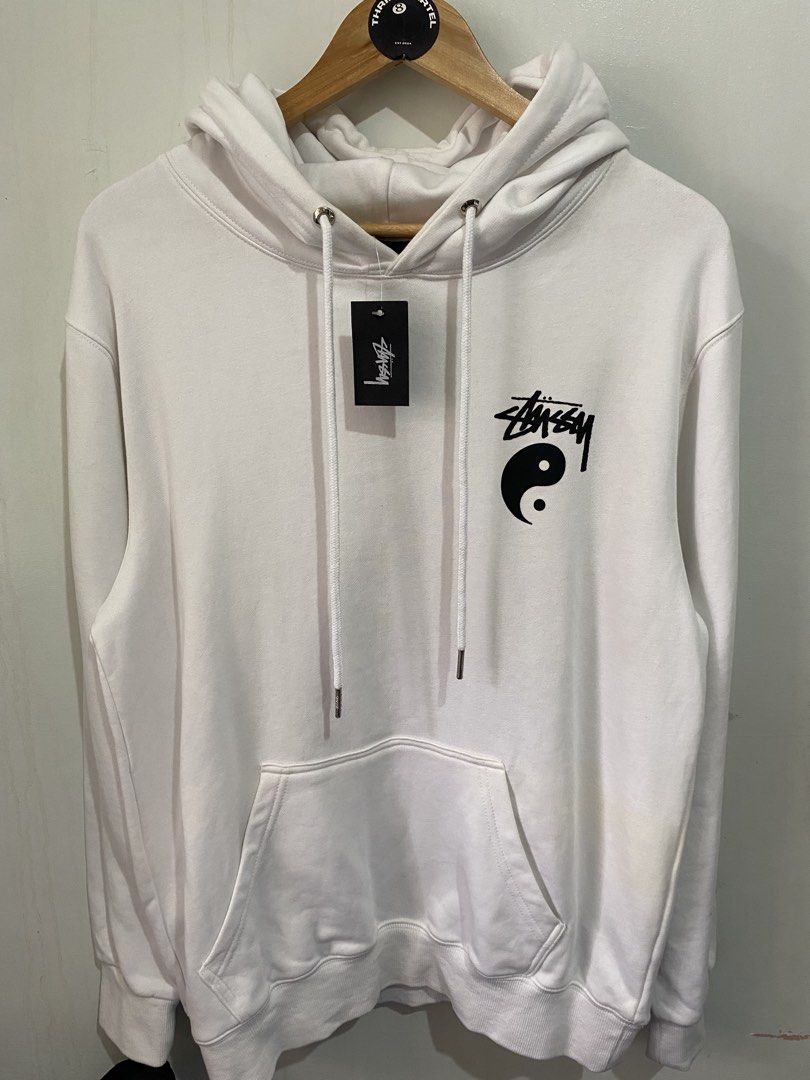 STUSSY YIN YANG (Category: Coats, Jackets and Outerwear) located in Rizal. Submitted by thrift.cartel (Listing ID 1459715631, Image 1). Description: NEED WASH ONLY.