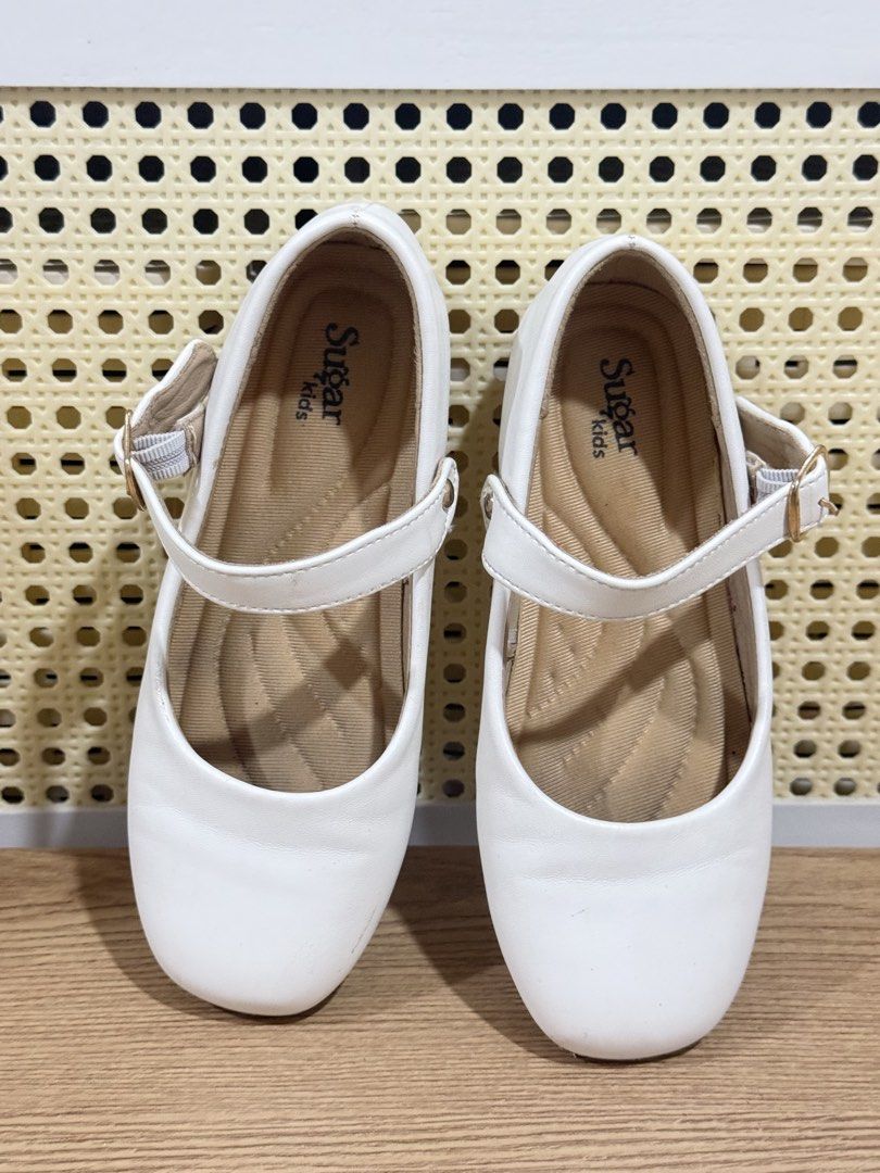 Sugar Kids Shoes SIZE 29 (Category: Babies & Kids Fashion) located in Cebu City. Submitted by ayaahoo (Listing ID 1459825095, Image 1). Description: size 29.