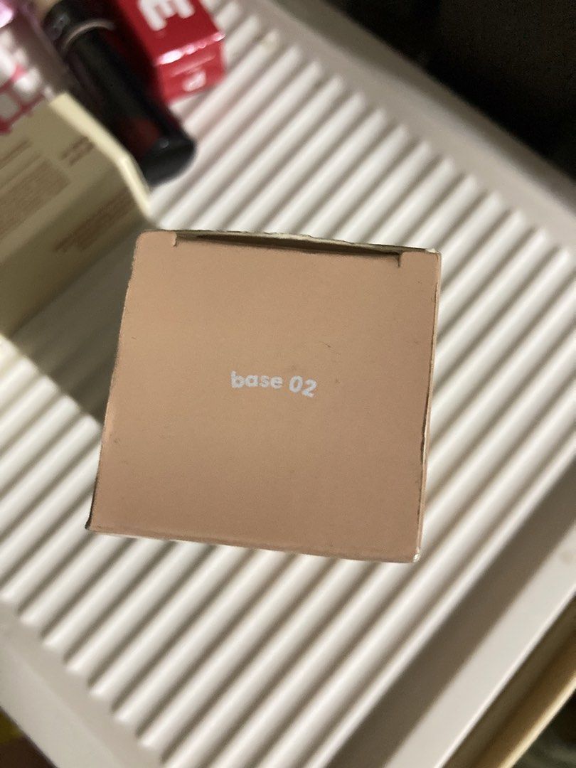 Sunnies Face Base Booster 02 Illuminizer (Category: Makeup) located in Quezon City. Submitted by von.jeonkookie (Listing ID 1459800631, Image 3). Description: shade 02.