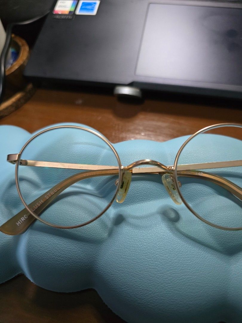 Sunnies Studios Hiro Eyeglasses - Blush Steel (Category: Sunglasses & Eyewear) located in Makati City. Submitted by l.declutter (Listing ID 1459892308, Image 2). Description: - Brand: Sunnies Studios - Model: Hiro - Color: Blush Steel - A few scratches but unnoticeable - With blue-light filtering and photochromic lenses - With case and microfiber cloth - Shipping c/o buyer.