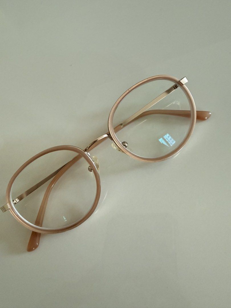 Sunnies Studios Round Glasses with Case (Category: Sunglasses & Eyewear) located in Pasig City. Submitted by vdejesus (Listing ID 1459760509, Image 3). Description: - Brand: Sunnies Studios - Style: Round eyeglasses - Lens Type: prescription - Condition: Great for everyday wear - Includes: Original case .