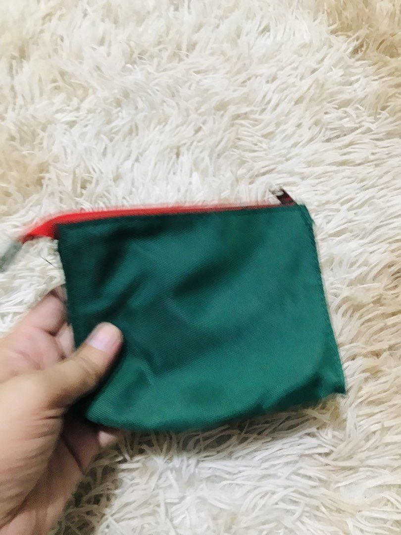 SUNTORY COINPURSE (Category: Purses & Pouches) located in Gamu. Submitted by 2022bagsbunny (Listing ID 1459709922, Image 2). Description: .
