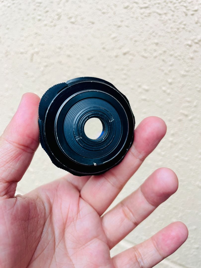 Super-Takumar 28mm f/3.5 M42 (Category: Lens & Kits) located in Quezon City. Submitted by feelmanila (Listing ID 1459697907, Image 3). Description: Super-Takumar 28mm f/3.5 M42 Good working condition. Smooth focusing and clicky aperture. No fungus. Optics have some light marks, but no major issues. M42/Screw Mount — compatible with Pentax bodies and can also be adapted to digital cameras with the proper adapter. P5,000.