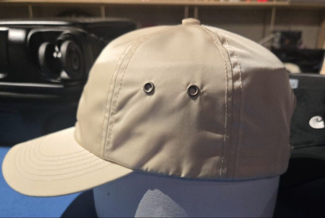 Supreme Cap (Category: Caps & Hats) located in Manila. Submitted by specsphmnl (Listing ID 1459808543, Image 2). Description: FOR SALE Supreme Enamel Logo Cap Polyamide Small Box 6-Panel “Khaki” One size fits all (OSFA) ₱3,250 100% Original In very good condition Personal use (not thrifted/ukay) Meet up Locations: -C. Palanca St., Legaspi Village, Makati -Diokno Blvd., Pasay City near GSIS Building Shipping: Lalamove or Grab (buyer to shoulder sh