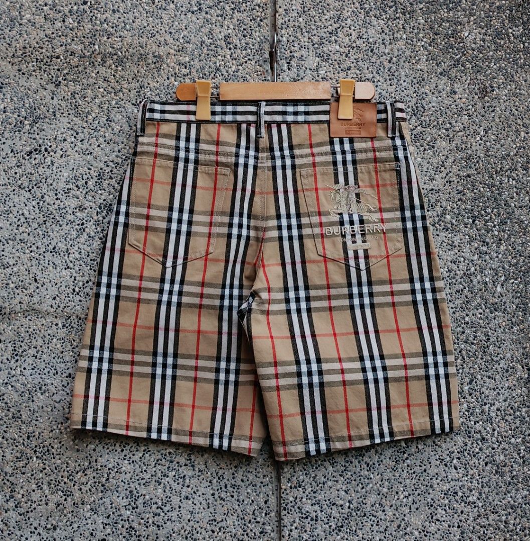 Supreme x Burberry Denim Short (Category: Shorts) located in Davao. Submitted by st333tcartel (Listing ID 1459768908, Image 2). Description: Size 32 Waist 17 Length 21 Leg opening 12.