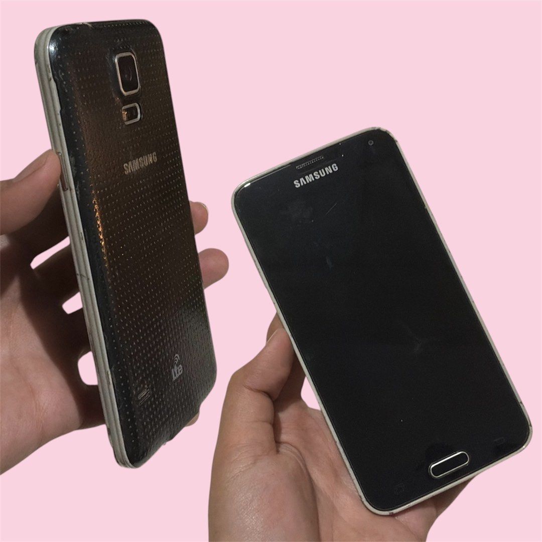 TAKE ALL! defective samsung mobile phones (Category: Other Mobile & Gadget Accessories) located in Butuan. Submitted by blc.iea (Listing ID 1459815039, Image 2). Description: DEFECTIVE — SMG900F (still have its box and battery), GTS7582 (no batt), GTS5830 (no batt), sa storage hindi ko na tanda — hindi na po gumagana, kayo na po bahala mag ayos (or for parts) — original samsung phones — negotiable for sure buyers — as is!.