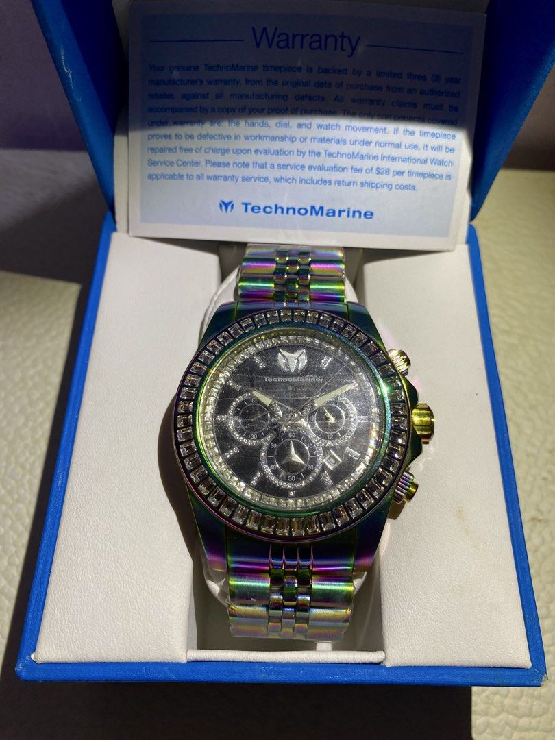 TechnoMarine Manta Ray Men’s Watch (Category: Men's Watches) located in Pasay City. Submitted by reyda924 (Listing ID 1459779246, Image 1). Description: 47mm • Iridescent• TM-221010 Brand New! Bought in the US. Original TechnoMarine Model: TM-221010 Collection: Manta Ray Luxe Men’s watch Case Size: 47mm Iridescent finish Brand new Bought in the USA .