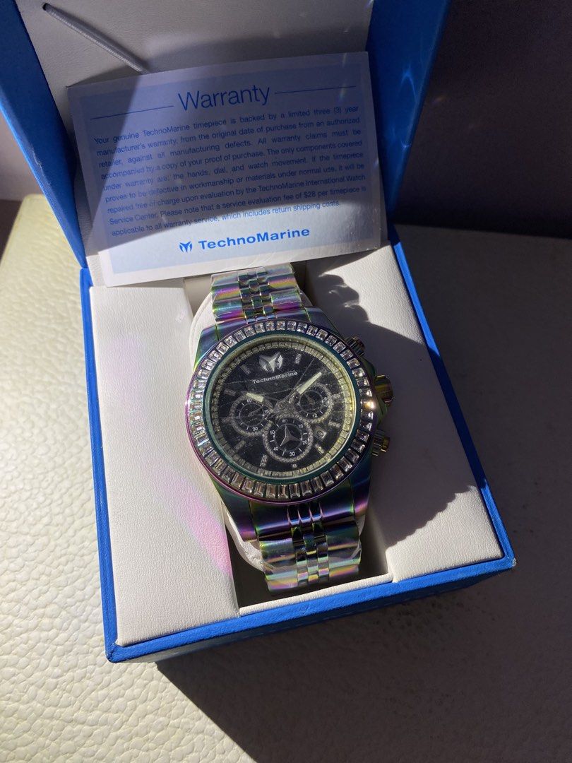TechnoMarine Manta Ray Men’s Watch (Category: Men's Watches) located in Pasay City. Submitted by reyda924 (Listing ID 1459779246, Image 2). Description: 47mm • Iridescent• TM-221010 Brand New! Bought in the US. Original TechnoMarine Model: TM-221010 Collection: Manta Ray Luxe Men’s watch Case Size: 47mm Iridescent finish Brand new Bought in the USA .