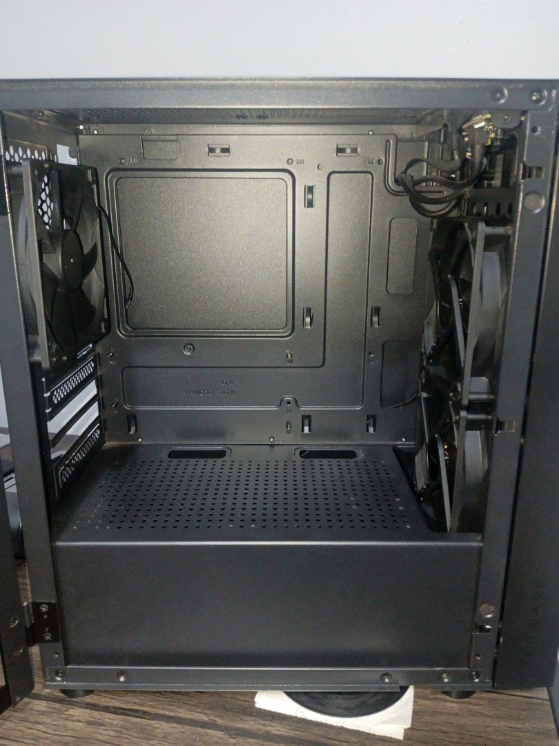 Tecware Nexus Air M2 Case (Category: Computer Parts) located in Manila. Submitted by Philip.jimenez (Listing ID 1459815315, Image 3). Description: Specifications: I/O 2x USB 3.0 HD Audio + Mic BAYS 2x 3.5”/2.5” (Removable HDD Cage) 1x 2.5″ (Removable Tray) 4x PCIe Slot Covers FANS Front: 2x 120mm (included) / 2x 140mm Rear: 1x 120mm (included) Top: 2x 120mm SUPPORT AND CLEARANCE 300mm Max GPU Card 165mm Max CPU Cooler Clear Hinged Tempered Glass 