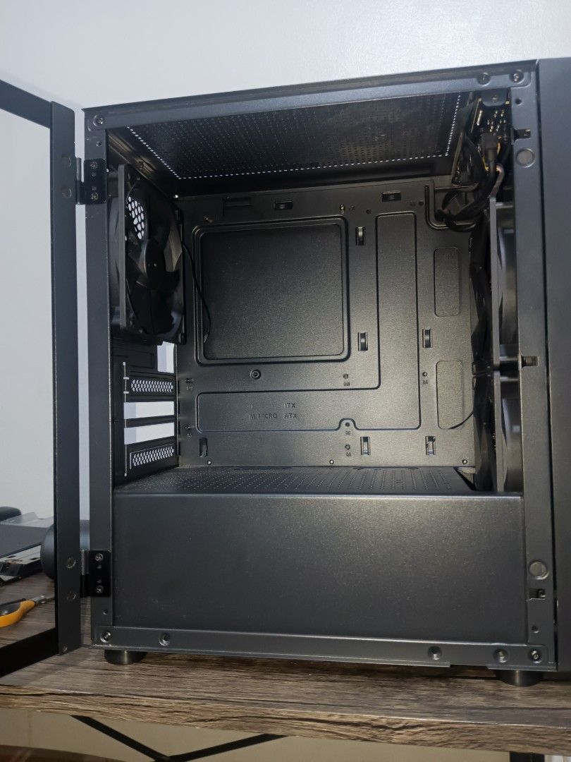 Tecware Nexus Air M2 Case (Category: Computer Parts) located in Manila. Submitted by Philip.jimenez (Listing ID 1459815315, Image 2). Description: Specifications: I/O 2x USB 3.0 HD Audio + Mic BAYS 2x 3.5”/2.5” (Removable HDD Cage) 1x 2.5″ (Removable Tray) 4x PCIe Slot Covers FANS Front: 2x 120mm (included) / 2x 140mm Rear: 1x 120mm (included) Top: 2x 120mm SUPPORT AND CLEARANCE 300mm Max GPU Card 165mm Max CPU Cooler Clear Hinged Tempered Glass 