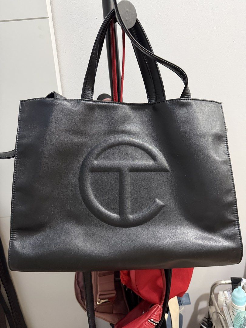 Telfar Bag Black in Medium (Category: Tote Bags) located in Mabalacat. Submitted by jastin17 (Listing ID 1459864708, Image 1). Description: With dust bag No issues.