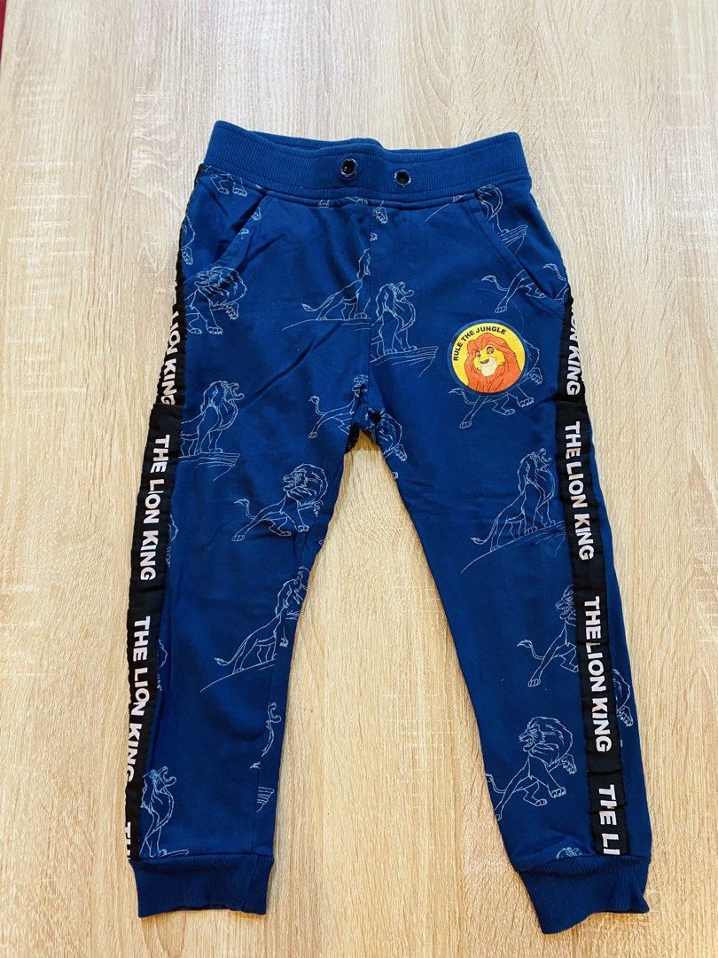 The Lion King Blue Jogger Pants (Category: Babies & Kids Fashion) located in Indang. Submitted by matilde.sshop (Listing ID 1459889220, Image 1). Description: - Fun all-over The Lion King print - "The Lion King" text detail on the sides - Comfortable elastic waistband with drawstring - Ribbed cuffs for a snug fit - Ideal for any little Lion King enthusiast.