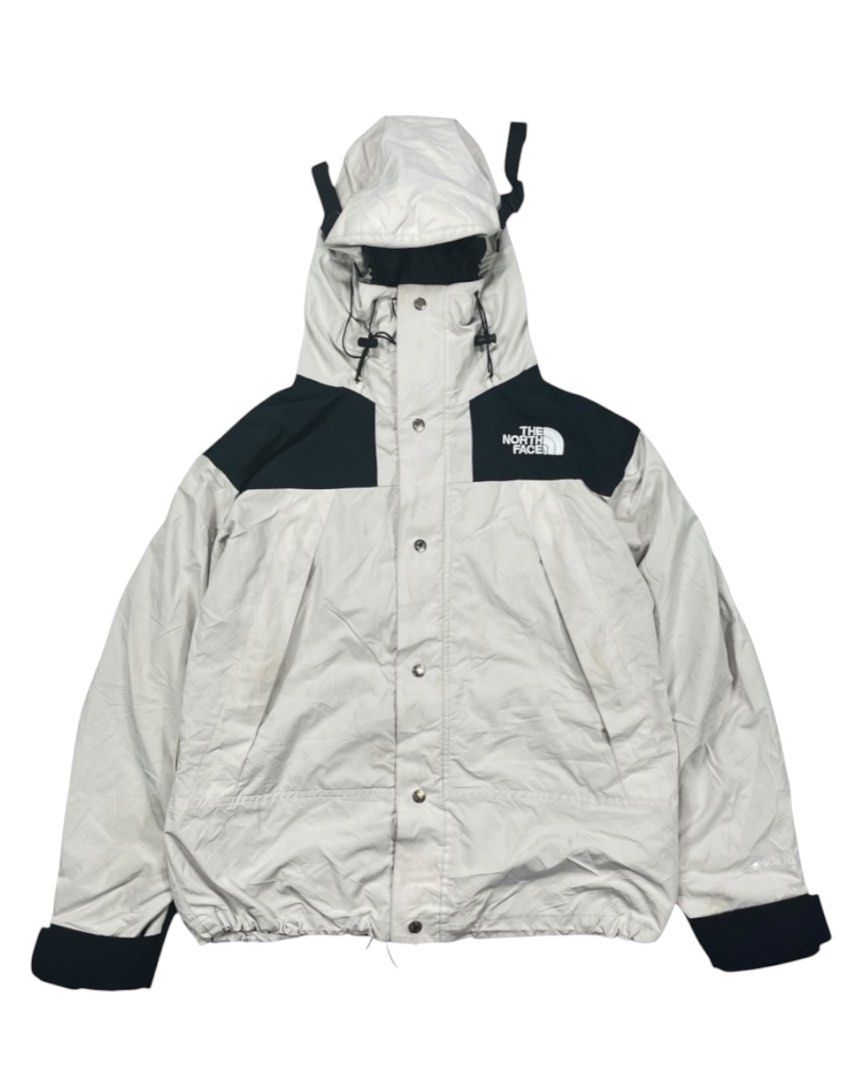 The North Face Mountain Jacket GORE-TEX (Category: Coats, Jackets and Outerwear) located in Bacolod City. Submitted by piquedup.ph_v2 (Listing ID 1459863817, Image 1). Description: The North Face Mountain Jacket GORE-TEX Size: Extra Large | 25.5x28 Condition: Excellent Color rate: 9/10 (Color may vary to lighting) Flaws: None.