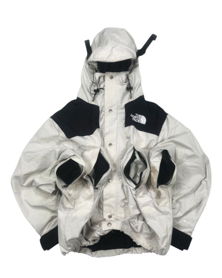 The North Face Mountain Jacket GORE-TEX (Category: Coats, Jackets and Outerwear) located in Bacolod City. Submitted by piquedup.ph_v2 (Listing ID 1459863817, Image 3). Description: The North Face Mountain Jacket GORE-TEX Size: Extra Large | 25.5x28 Condition: Excellent Color rate: 9/10 (Color may vary to lighting) Flaws: None.