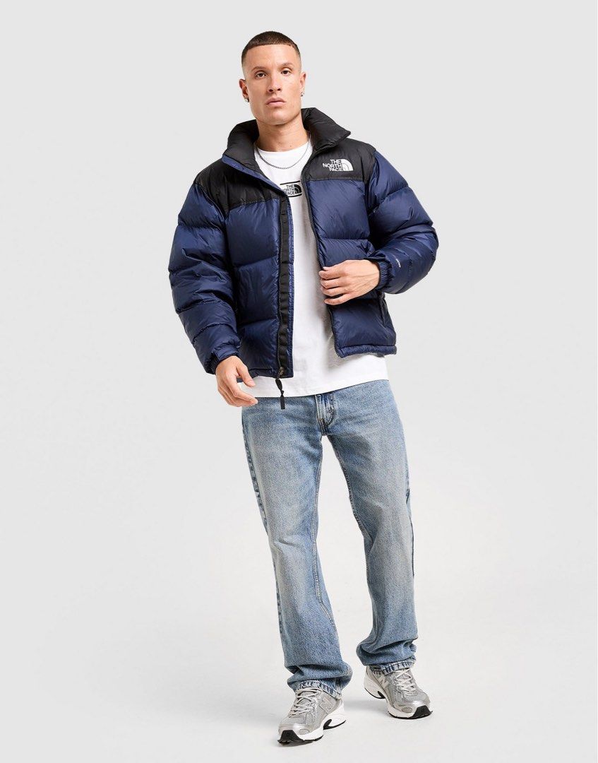 THE NORTH FACE NUPTSE PUFFER JACKET 700 SERIES (Category: Coats, Jackets and Outerwear) located in Alburquerque. Submitted by getniceph2022 (Listing ID 1459775287, Image 2). Description: THE NORTH FACE NUPTSE PUFFER JACKET 700 SERIES - Size: medium mens (large womens) Measurements: 23 inches width. 26 inches length. Pristine condition ✨.