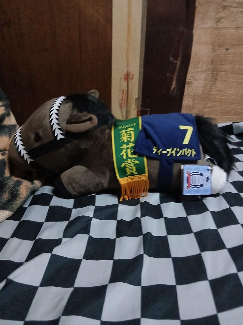 Thoroughbred Collection Deep Impact Horse Plush Stuff Toy (Category: Plushies & Soft Toys) located in Manila. Submitted by sendecluttersandsells (Listing ID 1459804548, Image 3). Description: Thoroughbred Collection Deep Impact Horse Plush Stuff Toy Size: Large Issue: None! Loc: South Caloocan Ship: J&T Meetup: SM Grand or Monumento.