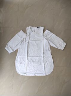 (Kategori: ) berada di . Dikirim oleh kalis_thrift (ID iklan 1459791288, Gambar 1). Deskripsi: .