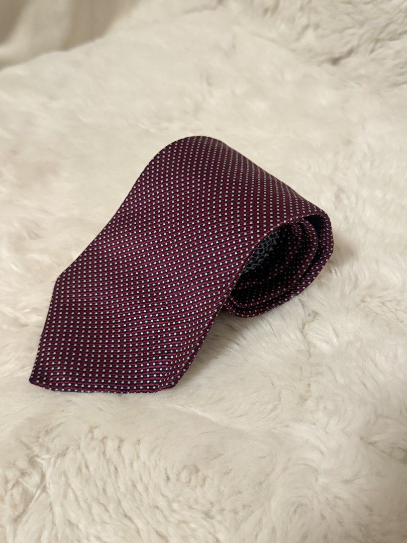 Tommy Hilfiger neck tie pure silk (Category: Ties) located in Cavite. Submitted by _solidolo (Listing ID 1459824819, Image 1). Description: .