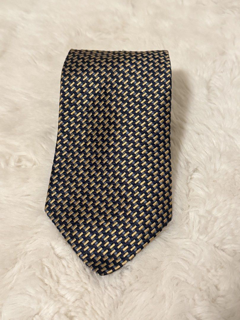 Tommy Hilfiger neck tie pure silk (Category: Ties) located in Cavite. Submitted by _solidolo (Listing ID 1459825030, Image 1). Description: .