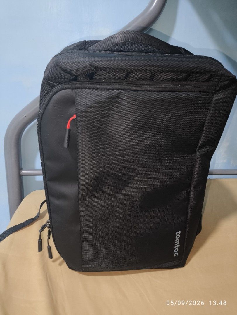 Tomtoc G43 PS5 Storage Bag (Category: Backpacks) located in Manila. Submitted by tobats_kun (Listing ID 1459746842, Image 2). Description: 🎮 Tomtoc PS5 Storage Bag G43 Selling my Tomtoc PS5 Storage Bag G43, suitable for PS5 console and accessories. ✅ Original Tomtoc bag ✅ Spacious compartments for PS5 + accessories ✅ Protective padded design ✅ Can be used as backpack / travel bag ✅ Good condition ✅ Clean and well maintained ✅ Ideal for transport