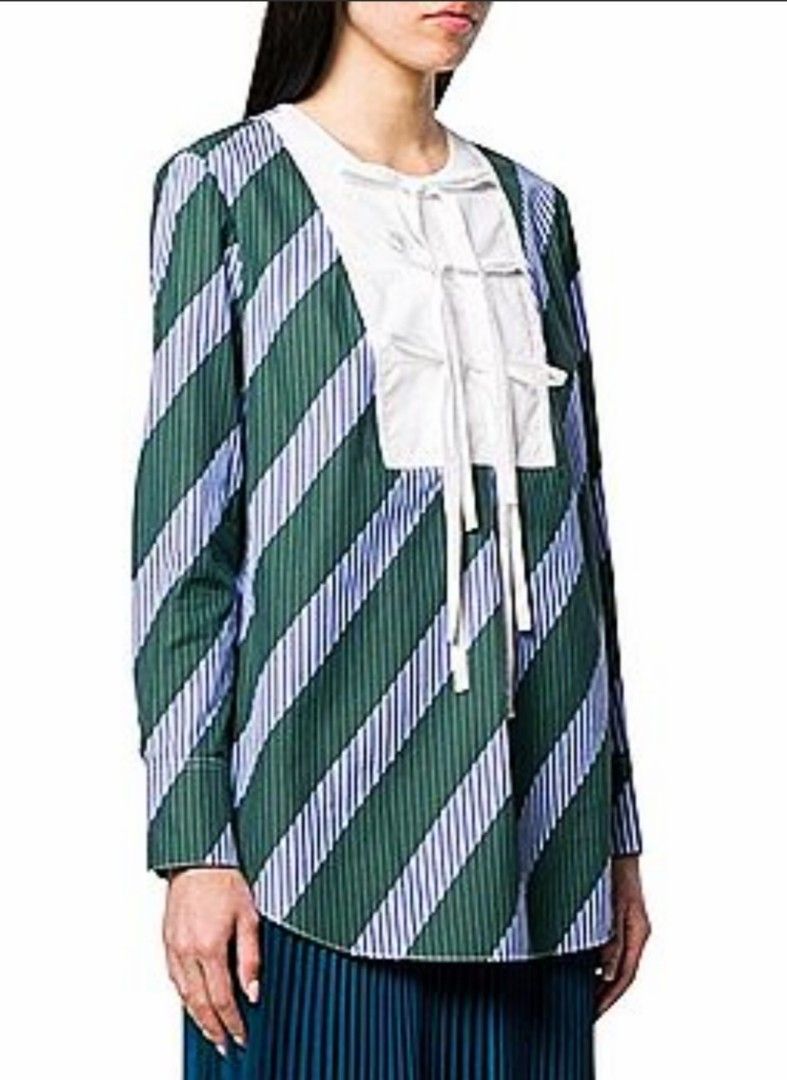 Tory Burch Cotton Long sleeve Top (Category: Blouses) located in Caloocan City. Submitted by modishthriftstore (Listing ID 1459753479, Image 1). Description: S:16-16.5 chest: 21 best fit Large size 100℅ cotton Loc: Rainbow Village 5 North Caloocan.