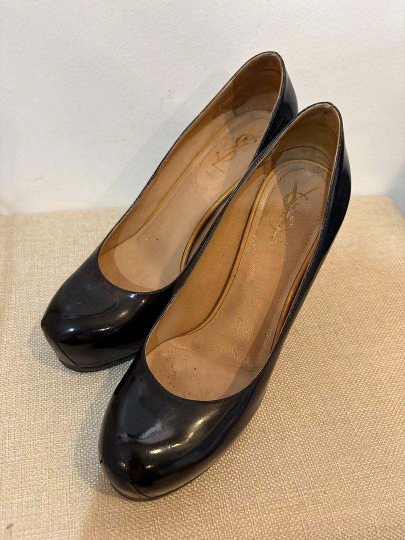 Tribtoo Patent Pumps from the 2000s (Category: Heels) located in Bacoor. Submitted by grandfire.02c841 (Listing ID 1459752040, Image 1). Description: SAINT LAURENT Tribtoo Pumps Super in back in the day and super comfy too! Works like a platform! Super sturdy! Sz 36, approx 23cm You can stand in this whole day!.
