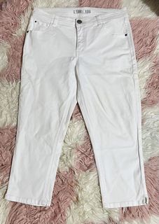 (Category: ) located in . Submitted by budgetukayiloilo (Listing ID 1459815573, Image 1). Description: .