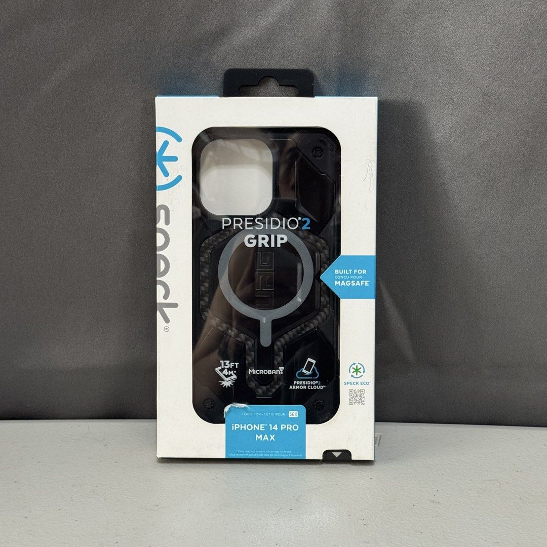 UAG Case for iPhone 14 Pro Max (Category: Cases & Sleeves) located in Marikina City. Submitted by ShanDestashes (Listing ID 1459737299, Image 3). Description: • Only used like twice then pinalitan na agad so brand new condition pa basically • Lost the official box but will give a speck box case Meetup Options (+Handling Fee) • SM Masinag / LRT 2 Antipolo Station (+80 hf) • MRT Cubao (+130 hf) Shipping Options (Payment First) [PRIO] • Grab / Lalam