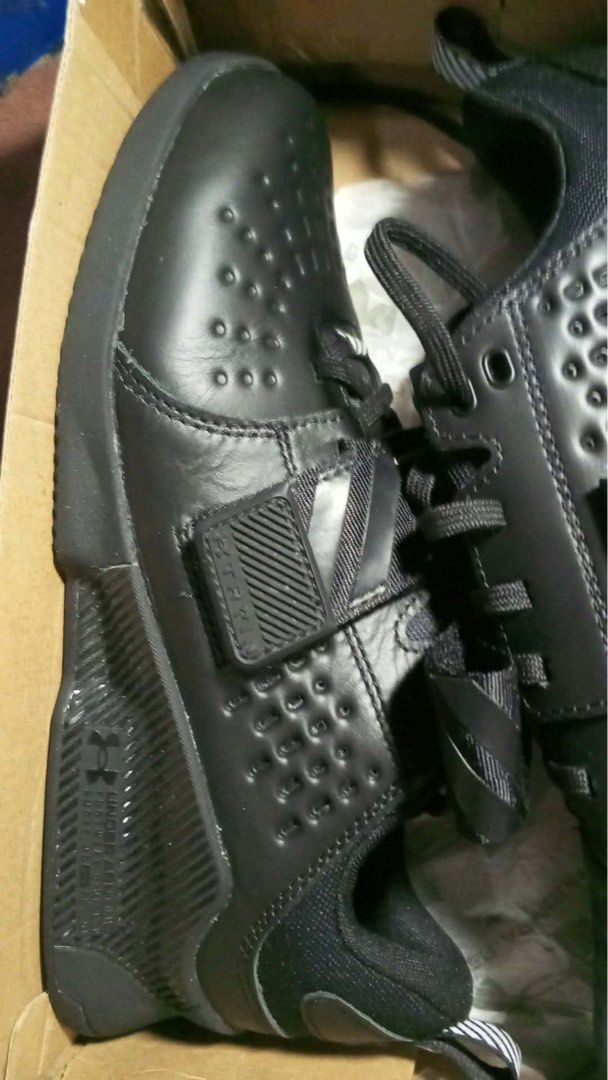 Under Armour Black Training Shoes (Category: Sneakers) located in Mandaluyong City. Submitted by wisetree-c831db (Listing ID 1459840530, Image 3). Description: - Brand: Under Armour - Color: Black - Type: Training Shoes - Size: Men's 8.5 / Women's 10 - Condition: Great for workouts - Includes: Original box - Origin: Made in Vietnam.