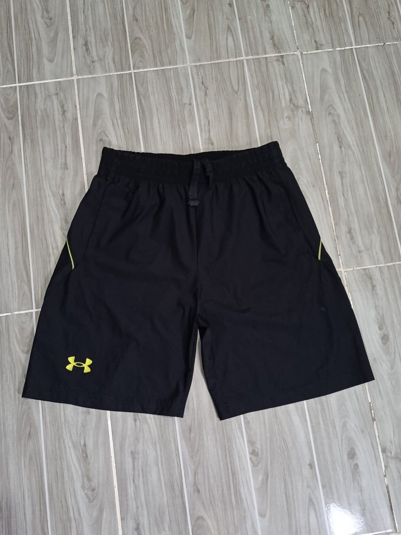 UNDER ARMOUR DRIFIT SHORT (freeshipping) (Category: Activewear) located in Quezon City. Submitted by gyl-stop (Listing ID 1459762886, Image 1). Description: free shipping 25-30 x 16.5 excellent condi cr: 9.8/10 issue: none.