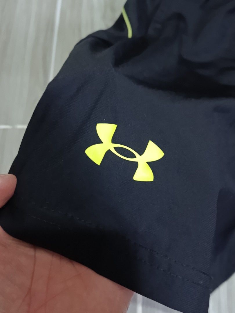 UNDER ARMOUR DRIFIT SHORT (freeshipping) (Category: Activewear) located in Quezon City. Submitted by gyl-stop (Listing ID 1459762886, Image 3). Description: free shipping 25-30 x 16.5 excellent condi cr: 9.8/10 issue: none.