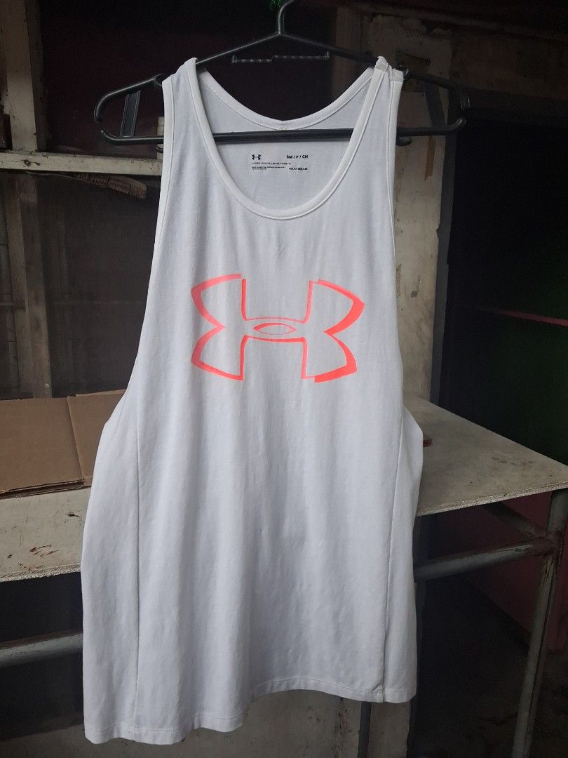 UNDER ARMOUR SLEEVE LESS (Category: Sleeveless) located in Paranaque City. Submitted by dennis_580 (Listing ID 1459718821, Image 1). Description: UNDER ARMOUR SLEEVE LESS BRANDNEW CONDITION SMALL PM.