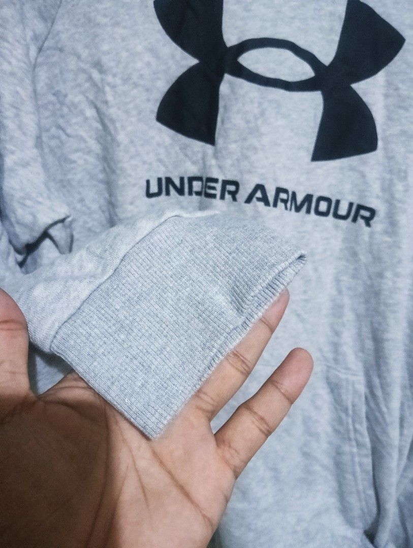UNDERARMOUR HOODIE JACKET (Category: Coats, Jackets and Outerwear) located in Davao. Submitted by nevar07 (Listing ID 1459689665, Image 3). Description: SIZE: XL DIMENSION: W24 X L28 FABRIC COTTON FLEECE EXCELLENT CONDITION LIKE NEW DM TO PURCHASE 📥 𝐑𝐄𝐌𝐈𝐍𝐃𝐄𝐑: •𝐂𝐨𝐥𝐨𝐫 𝐦𝐚𝐲 𝐯𝐚𝐫𝐲 𝐝𝐮𝐞 𝐨𝐟 𝐭𝐡𝐞 𝐥𝐢𝐠𝐡𝐭𝐢𝐧𝐢𝐧𝐠 •𝐀𝐥𝐥 𝐢𝐭𝐞𝐦𝐬 𝐚𝐫𝐞 𝐭𝐡𝐫𝐢𝐟𝐭𝐞𝐝/𝐟𝐫𝐨m 𝐮𝐤𝐚𝐲 𝐛𝐚𝐥𝐞. 𝐋𝐢𝐦𝐢𝐭 𝐚𝐧𝐝 𝐩𝐥𝐞𝐚𝐬𝐞 𝐦𝐚𝐧𝐚𝐠𝐞