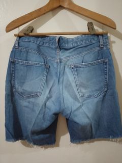 (Category: ) located in . Submitted by rodrycuteshop (Listing ID 1459871023, Image 1). Description: .