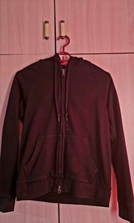 (Category: ) located in . Submitted by kikiownerpreloved (Listing ID 1459792653, Image 1). Description: .