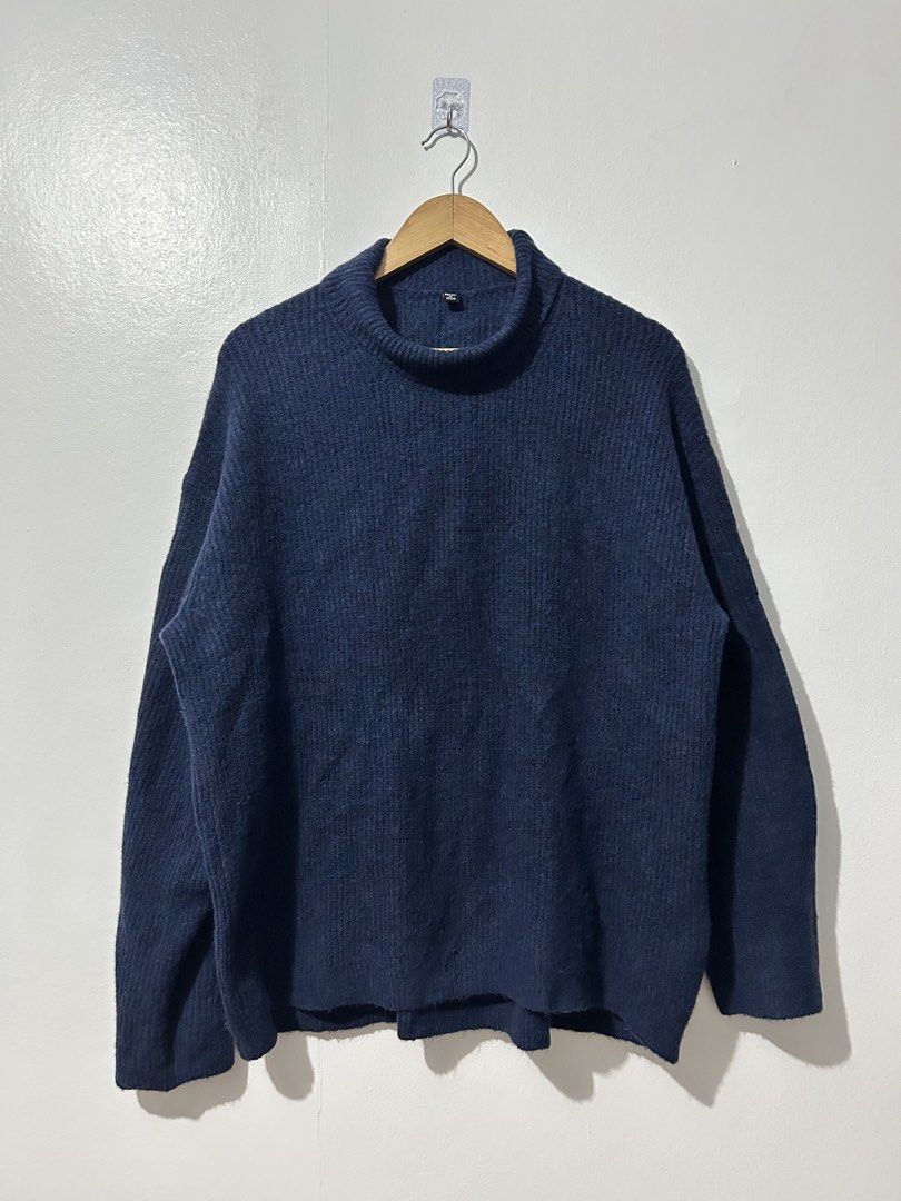 uniqlo mock neck knit bundle (Category: Longsleeves) located in Cavite. Submitted by be0mgyup0gi (Listing ID 1459855595, Image 1). Description: best fit xl payment first only. shipping fee care of buyer..