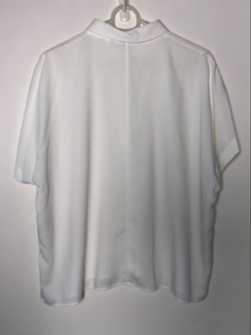 Uniqlo rayon blouse white (Category: Blouses) located in Manila. Submitted by lulu.coco (Listing ID 1459810963, Image 3). Description: • Barely used, no flaws • Last price posted, low ballers will not be entertained • For shipping only. Add 50 for m.m, 120 outside m.m • Gcash or BDO.
