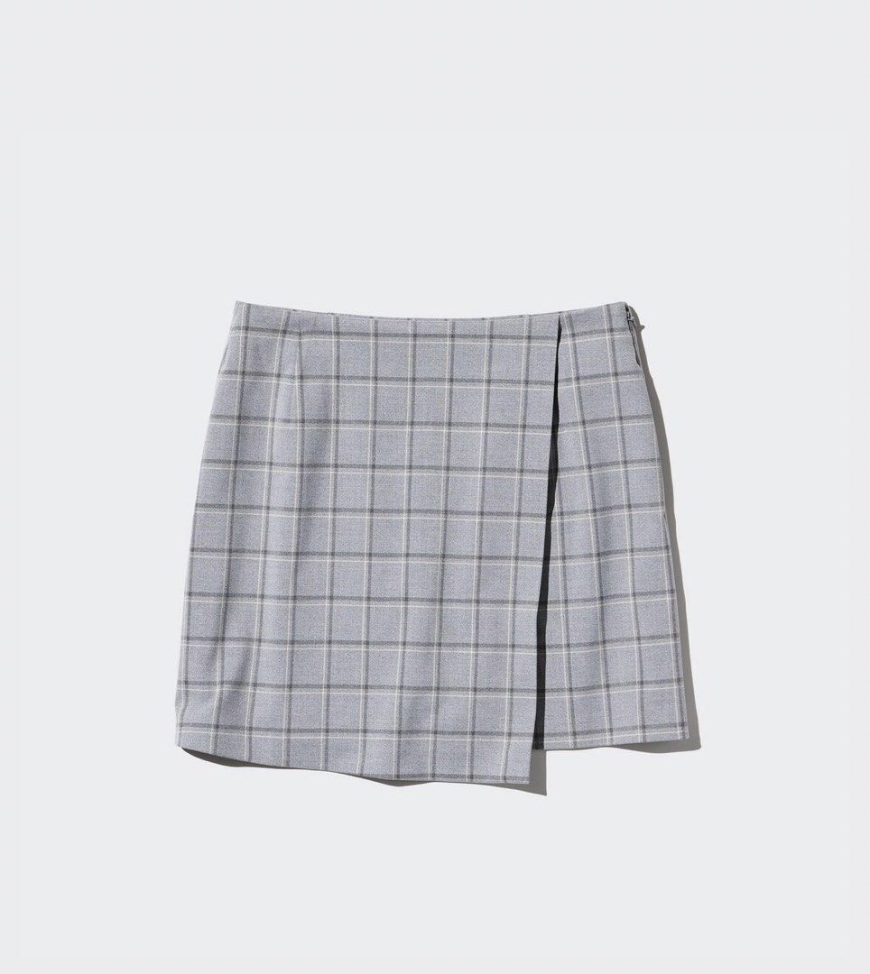 Uniqlo Small Wrap Skort Palda short (Category: Skirts) located in Baguio. Submitted by chebaguio06 (Listing ID 1459792223, Image 2). Description: Ang nice neto pati tela see pics for details .