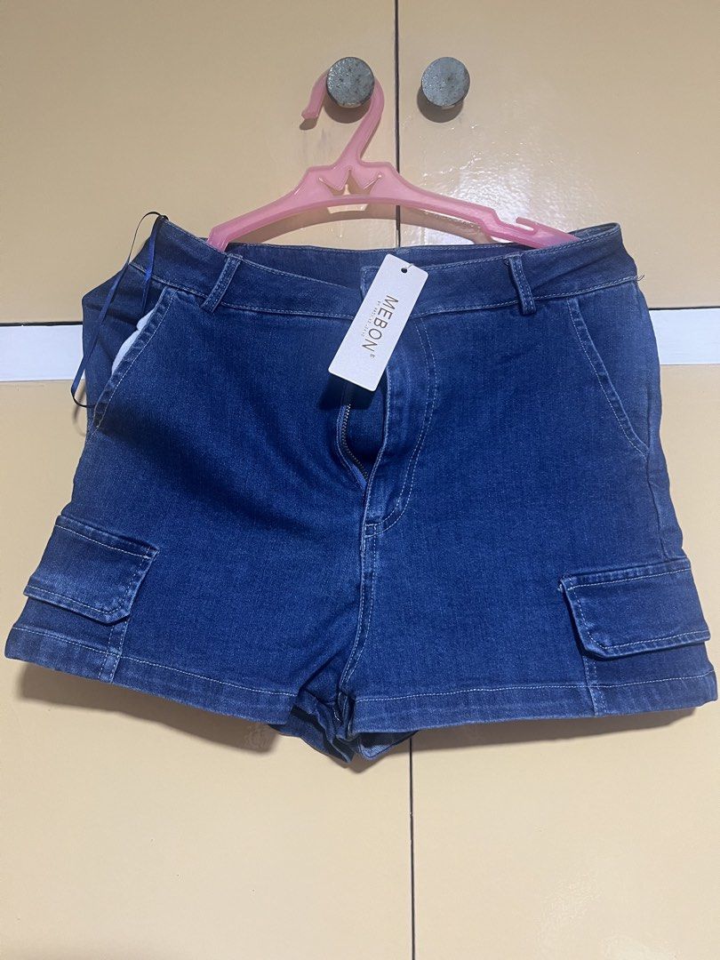 US IMPORTED WOMEN’S CLOTHES WITH TAGS (Category: Dresses) located in Bacoor. Submitted by jmesxrnid (Listing ID 1459736599, Image 3). Description: US-imported women’s clothes with tags. All nego Fashion Nova Evil Queen Dress (Black) - PHP 500 (orig PHP 1.8k/USD 29.99) Mebon denim short shorts - PHP 300 Colosseum Athletic shorts (white/black) - PHP 500 (orig PHP3k/USD 49) PM for pics Open for clothing verifications, meetup, pickup, shipping/delive