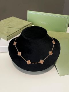 (Category: ) located in . Submitted by lovelotsluxury (Listing ID 1459813306, Image 1). Description: .