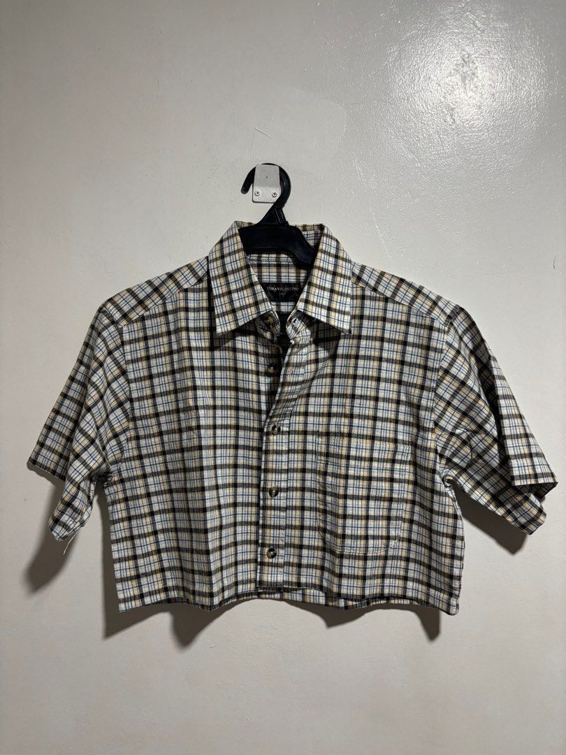 Vera Valentino Checkered Polo Crop Top (Category: Blouses) located in Cavite. Submitted by aceepreeloved (Listing ID 1459763751, Image 1). Description: Selling this pre-loved blouse of mine. Here are the details: Size: M on tag Pit to pit (Width): 19.5 in Waist: 19.5 in Length: 16.5 in Arm seam: 5.5 in Shoulder: 17 in (Note: Please know and check your measurements. I cannot, most of the time, provide “when worn” because of my job. Please bear wit