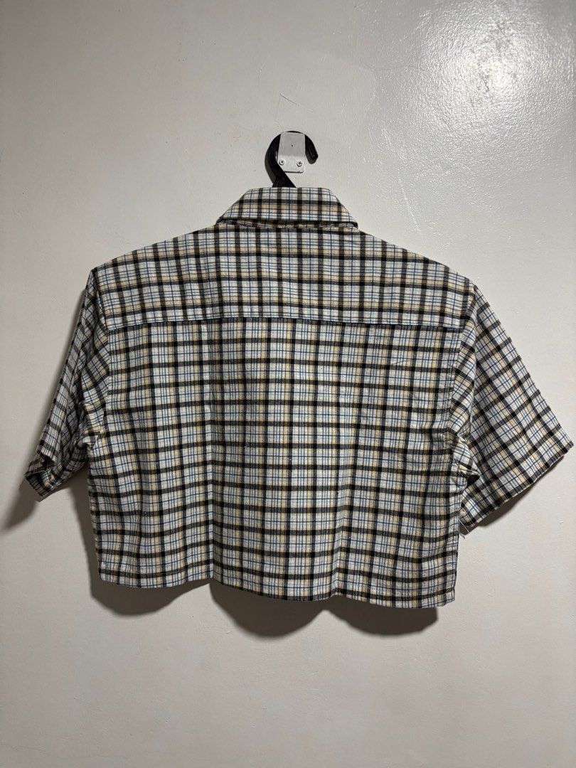 Vera Valentino Checkered Polo Crop Top (Category: Blouses) located in Cavite. Submitted by aceepreeloved (Listing ID 1459763751, Image 2). Description: Selling this pre-loved blouse of mine. Here are the details: Size: M on tag Pit to pit (Width): 19.5 in Waist: 19.5 in Length: 16.5 in Arm seam: 5.5 in Shoulder: 17 in (Note: Please know and check your measurements. I cannot, most of the time, provide “when worn” because of my job. Please bear wit