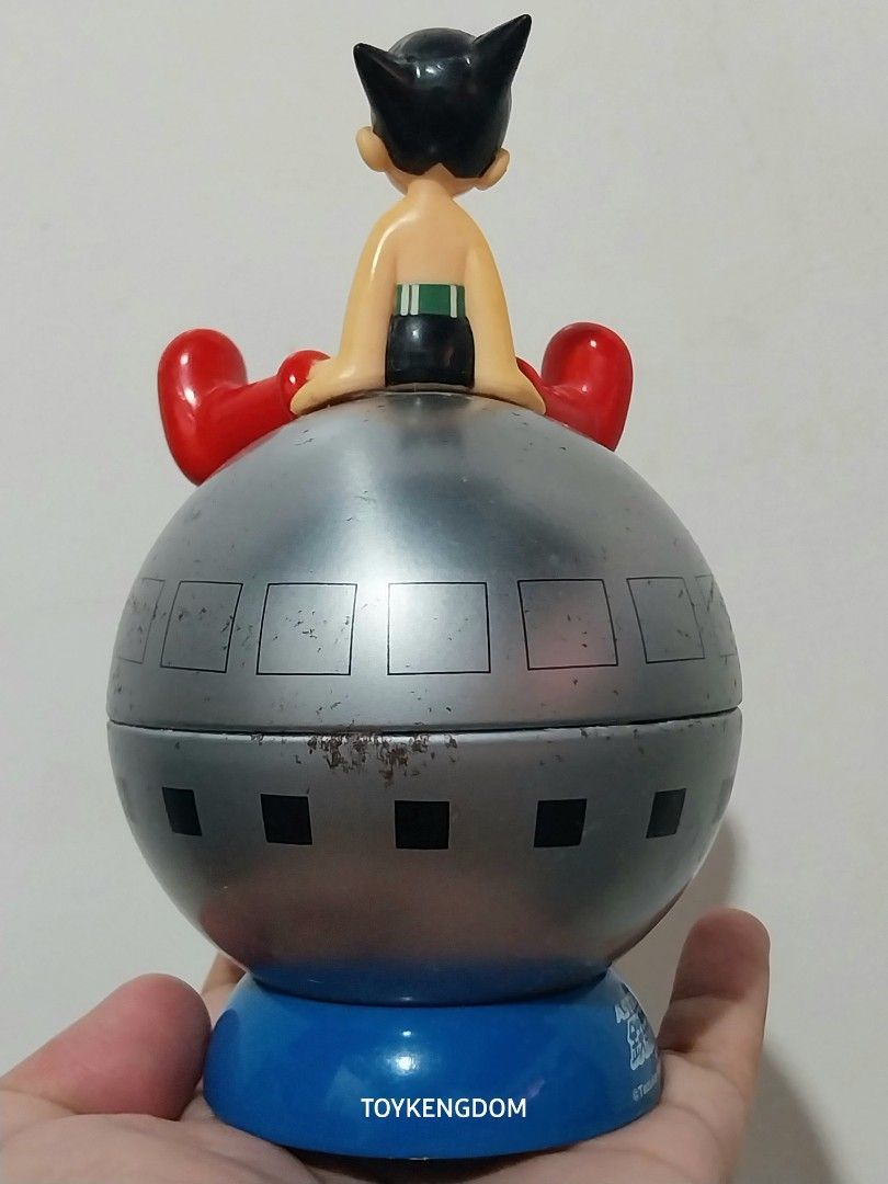 Vintage Astro Boy Figure (Category: Figurines & Statues) located in Mandaluyong City. Submitted by aries_guevarra (Listing ID 1459797348, Image 2). Description: - Iconic Astro Boy collectible figure..