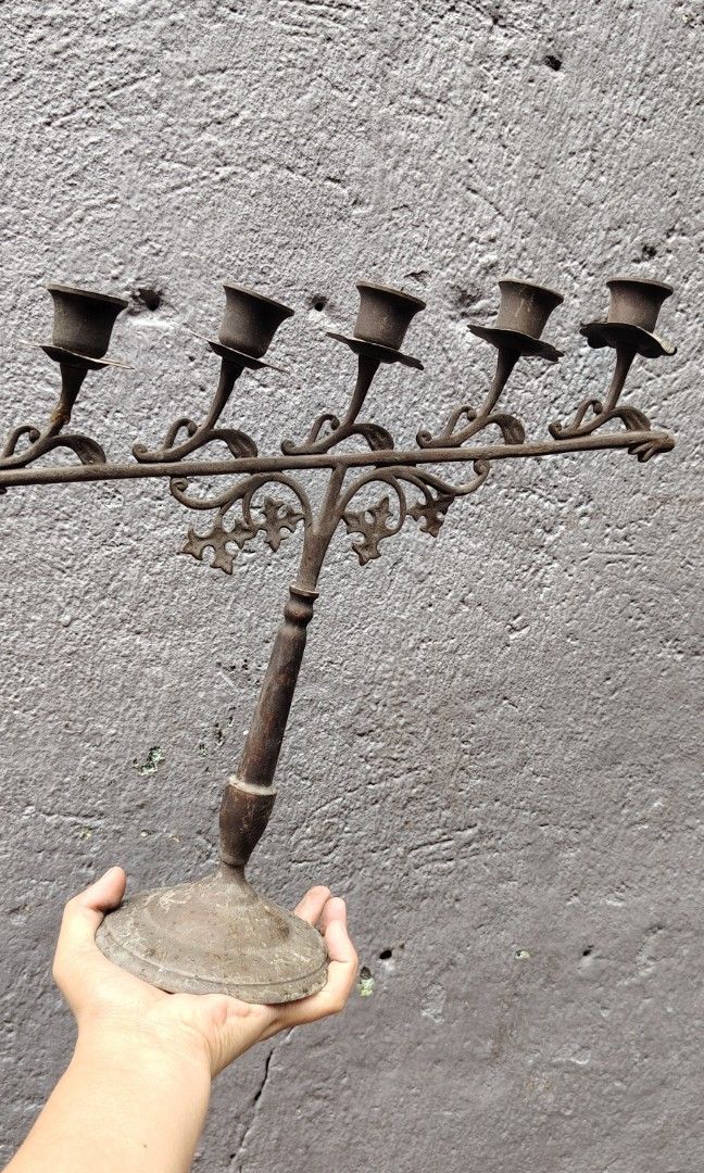 Vintage brass candelabra (Category: Vintage Collectibles) located in Caloocan City. Submitted by zenmountain-d8b1c0 (Listing ID 1459807447, Image 2). Description: .
