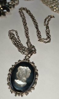 (Category: ) located in . Submitted by thrifty_cool (Listing ID 1459851702, Image 1). Description: .