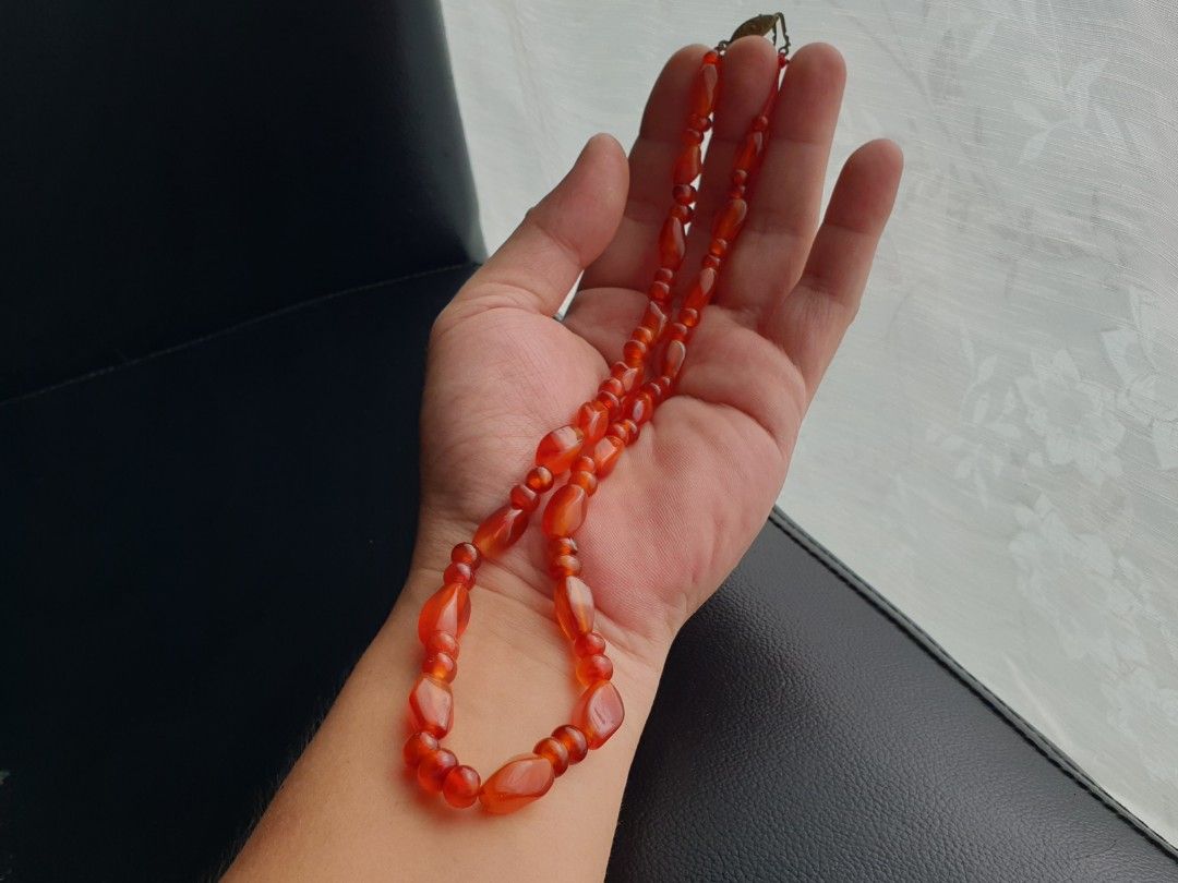 Vintage Carnelian Agate Necklace (Category: Necklaces) located in Quezon City. Submitted by WasalakTwo (Listing ID 1459746771, Image 3). Description: Bought in Japan High quality 48cm Open for delivery nationwide.