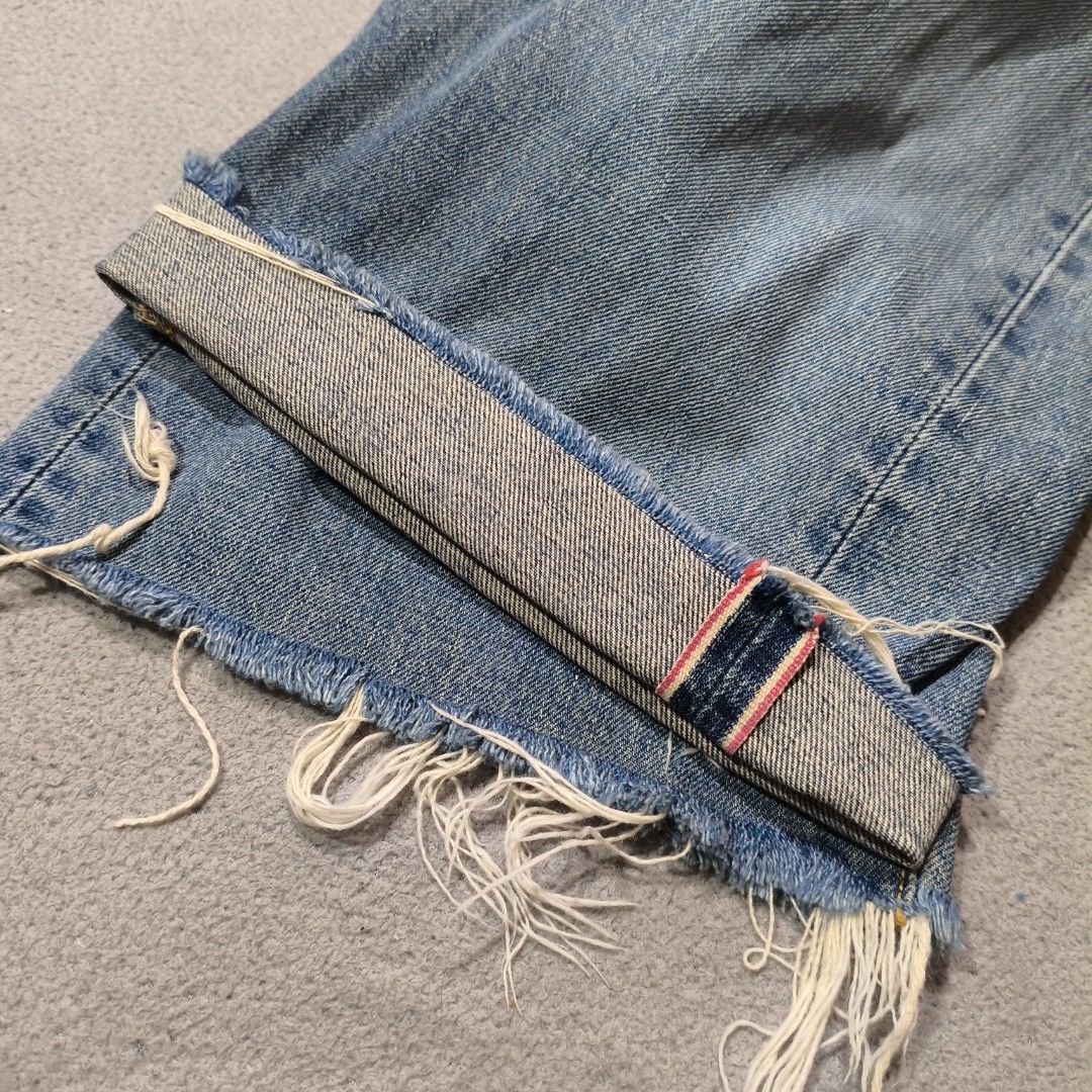 Vintage Edwin 505X selvedge jeans (Category: Jeans) located in Calatrava. Submitted by ermitany0 (Listing ID 1459824059, Image 2). Description: vintage Edwin 505X selvedge jeans Size: 32 Length: 33.5" Hem: 9.5" Front rise: 12" thigh: 13" issue: Cut hem, cut sa inner pocket, minor stain, please check photos for more details ✅ location: Negros Occidental PM if interested 📩📩📩📩.