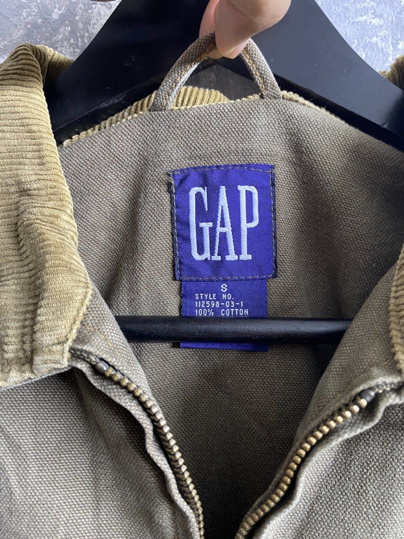 Vintage Gap Detroit Style Jacket (Category: Coats, Jackets and Outerwear) located in Pasig City. Submitted by lumangkamisa (Listing ID 1459840298, Image 3). Description: Small on tag fits up to Medium Flaw- some uneven fading.