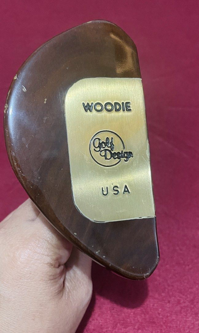 Vintage Golf Woodie Putter (Category: Golf) located in Quezon City. Submitted by sissymissy1527 (Listing ID 1459788367, Image 1). Description: What u see is what u get.